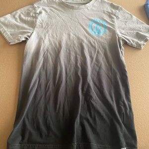 Boys VOLCOM Ombré T-Shirt Size MEDIUM
